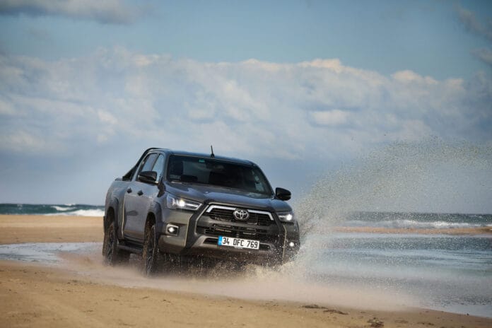 Yeni Toyota Hilux (2) Yeni Toyota Hilux