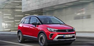 Opel’in Kült Haline Gelen Köpekbalığının Keyifli Hikayesi