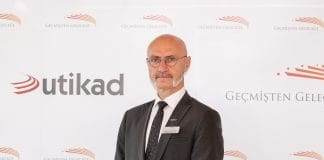 GEÇMİŞTEN GELECEĞE UTİKAD EKİBİ ERTELENEN GENEL KURUL İÇİN HIZ KESMİYOR!