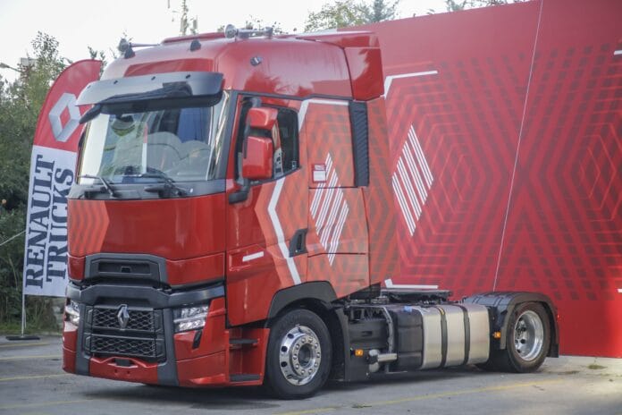 1634904820_Renault_Trucks_Lansman_Go__rsel_3