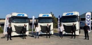 IVECO’dan İzmir’de S-WAY Çekici Teslimatı
