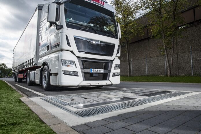 1637319121_Goodyear_Drive_Over_Reader_1