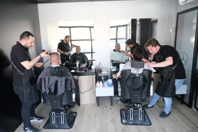 Mercedes-Benz T__rk, Sa__l__k Bak__m T__r__ ile __of__rlerin yan__nda yer almaya devam ediyor_04