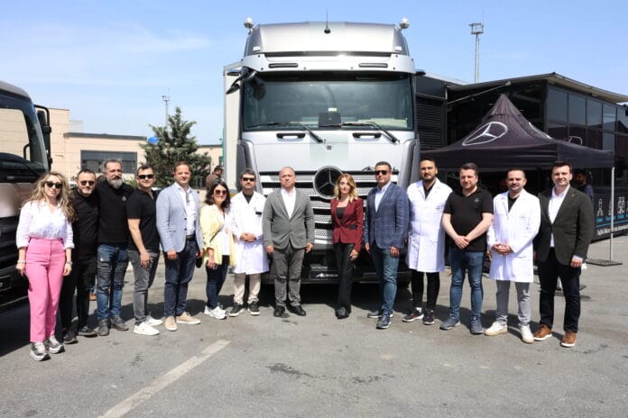 1716198887_Sa__l__k_Bak__m_T__r____Kamyon___of__rleri_i__in_3._Y__l__nda_Yeniden_Mar__a_Bast___1