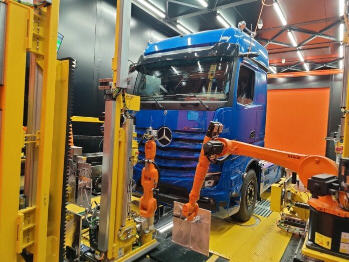 1717054667_Mercedes_Benz_T__rk_Gelece__in_Teknolojilerine_Yat__r__m_Yapmaya_Devam_Ediyor__3