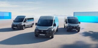 PEUGEOT’NUN EN BÜYÜK HAFİF TİCARİSİ YENİ BOXER OTOMATİK ŞANZIMANLA YOLLARA ÇIKIYOR!