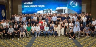 Mercedes-Benz Türk, “Yıldızlar Takım Halinde Parlar” Mottosuyla Kamyon Satış Bayileriyle Buluştu!