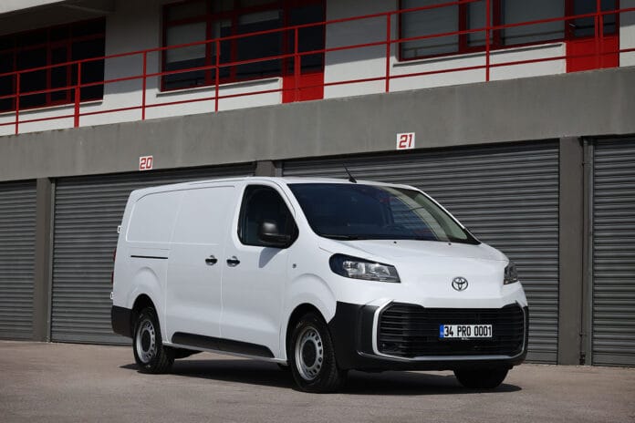 Toyota Proace Cargo (2)